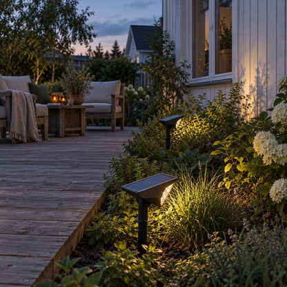 NOVA – Aurinkokäyttöinen puutarhavalaisin